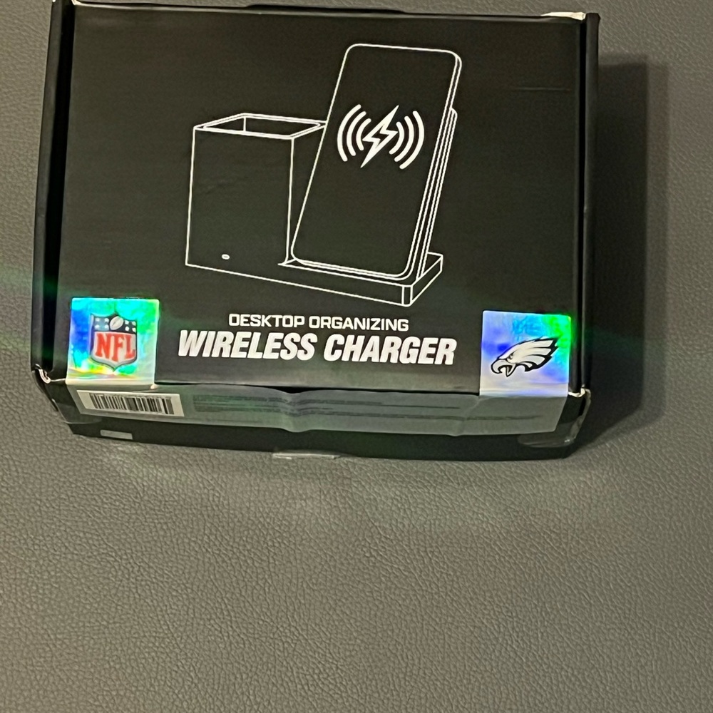 NFL Eagles Black Phone Stand Charger and Holder Cup wireless for iPhone/Android - Picture 5 of 5